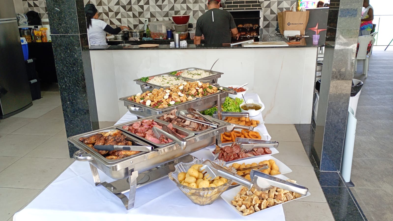 Buffet completo servido